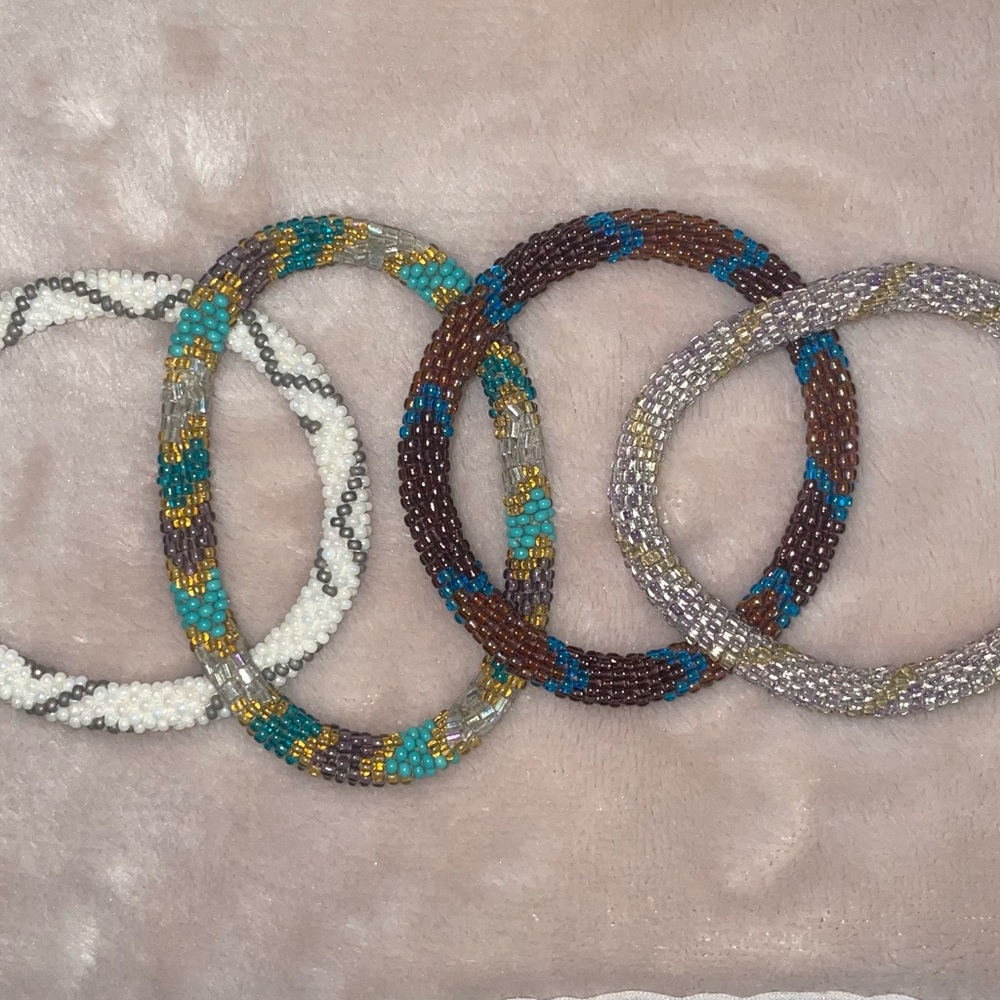 Shashka Beaded Roll On Bracelet Set